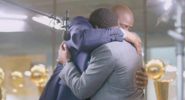 Στην ευχή τα παλιά…