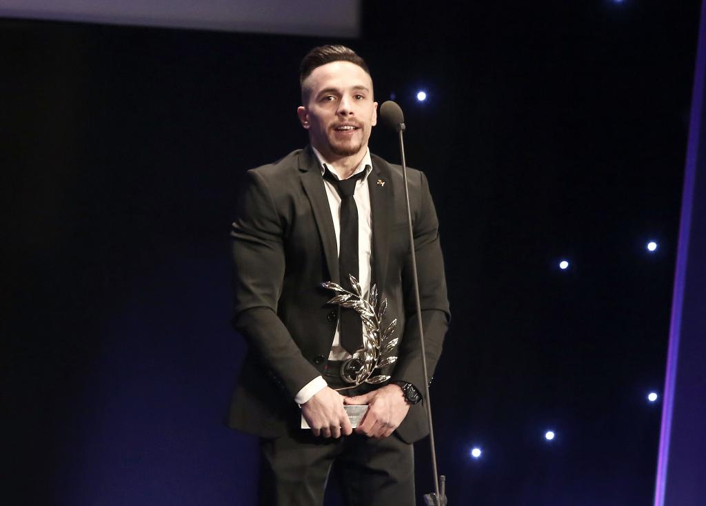 Πετρούνιας, Σάκκαρη και άλλοι αθλητές περιγράφουν τα καλύτερα τους Χριστούγεννα