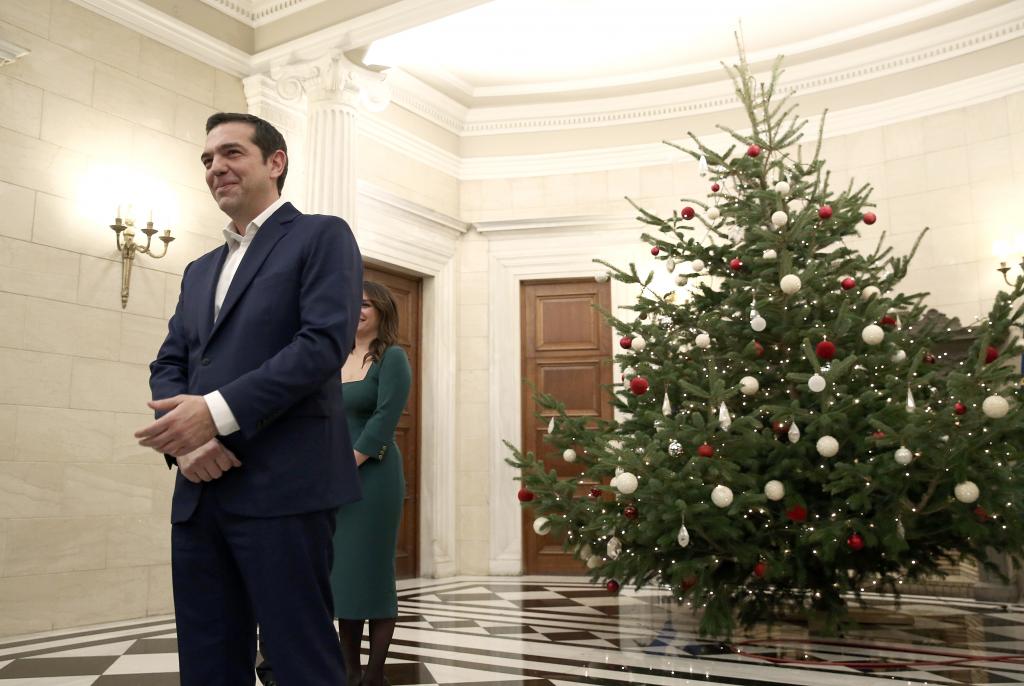 Ο Τσίπρας και το χαρτί των εκλογών