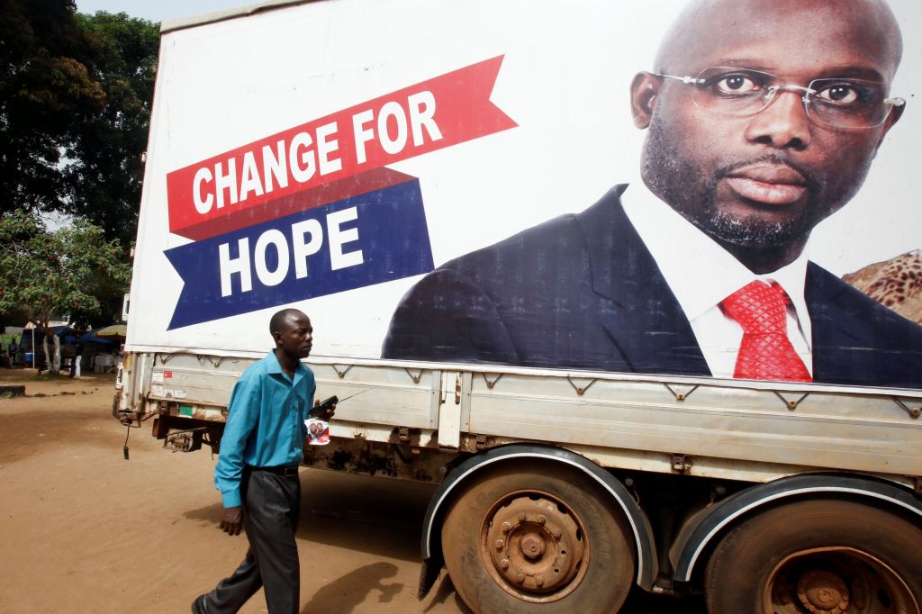 Ο Γουεά νικητής στις προεδρικές εκλογές της Λιβερίας, υποστηρίζουν στο «στρατόπεδο» του