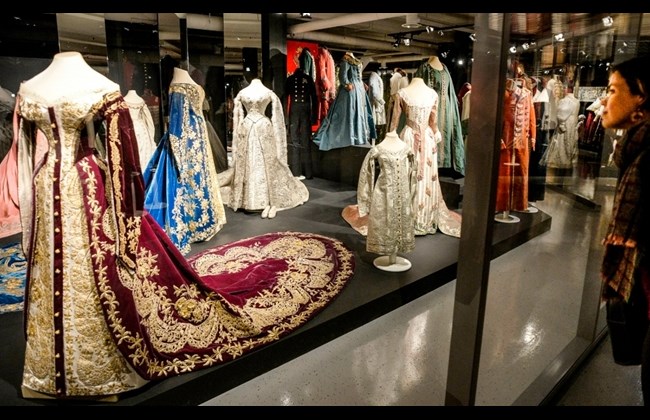 Η γκαρνταρόμπα των τσάρων της Ρωσίας σε μια μοναδική έκθεση