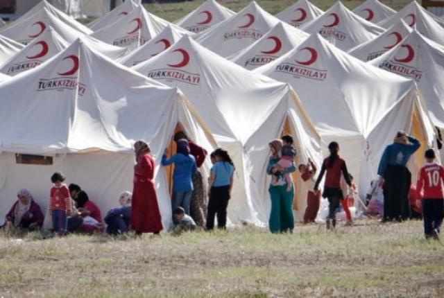 DW: Λειτουργεί η συμφωνία ΕΕ-Τουρκίας για τους πρόσφυγες