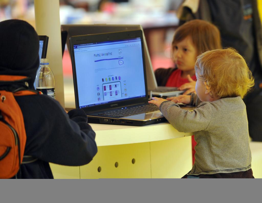 Απροστάτευτοι στους κινδύνους του ψηφιακού κόσμου οι ανήλικοι