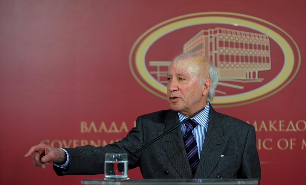 Σε λύση «Νέα Μακεδονία» προσανατολίζεται ο Νίμιτς για τα Σκόπια