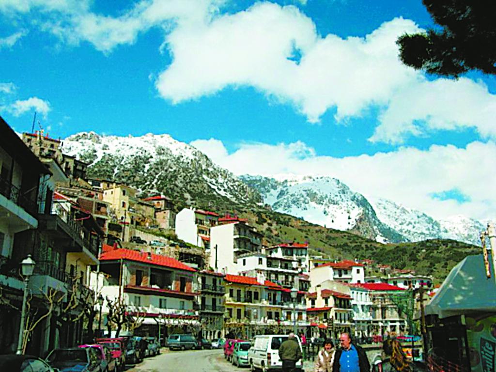 Πάνω από 106 εκατ. διανυκτερεύσεις σε τουριστικά καταλύματα