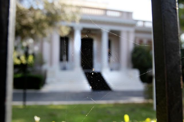 Σε αδιέξοδο η κυβέρνηση με την υπόθεση των 8 τούρκων αξιωματικών