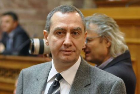 Εννέα μήνες με αναστολή στον πρώην υπουργό Γ. Μιχελάκη