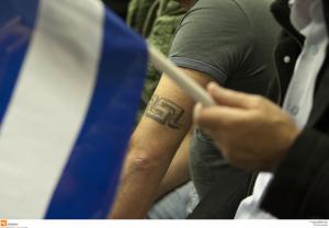 Εισβολή μελών της Χρυσής Αυγής στο Δημοτικό Συμβούλιο Θεσσαλονίκης