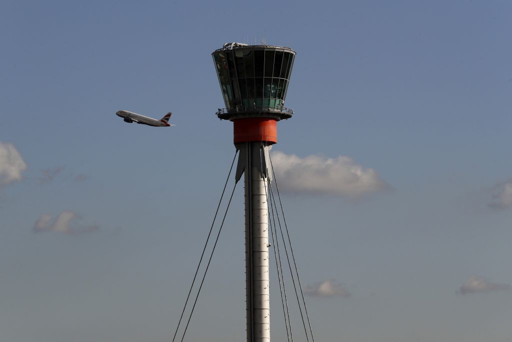 Σε γαλλική εταιρεία παραχωρείται το αεροδρόμιο του Βελιγραδίου