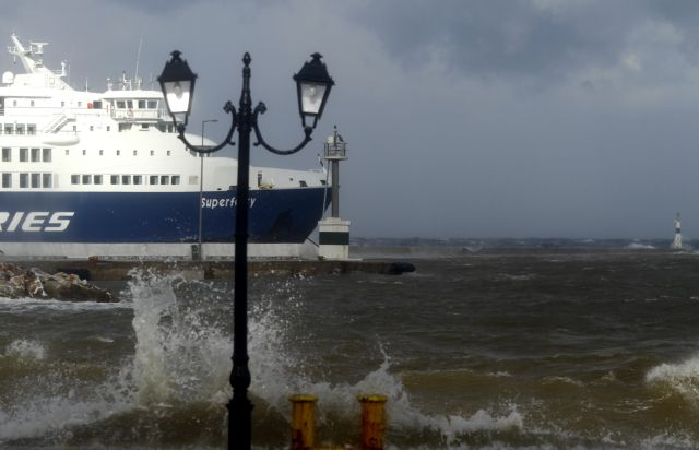 Στην κατάψυξη η χώρα, 9 μποφόρ στο Αιγαίο