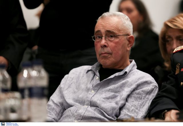 Ζουράρις: Αριστοφανική σάτιρα τα συνθήματα κατά Ολυμπιακού και Αρη