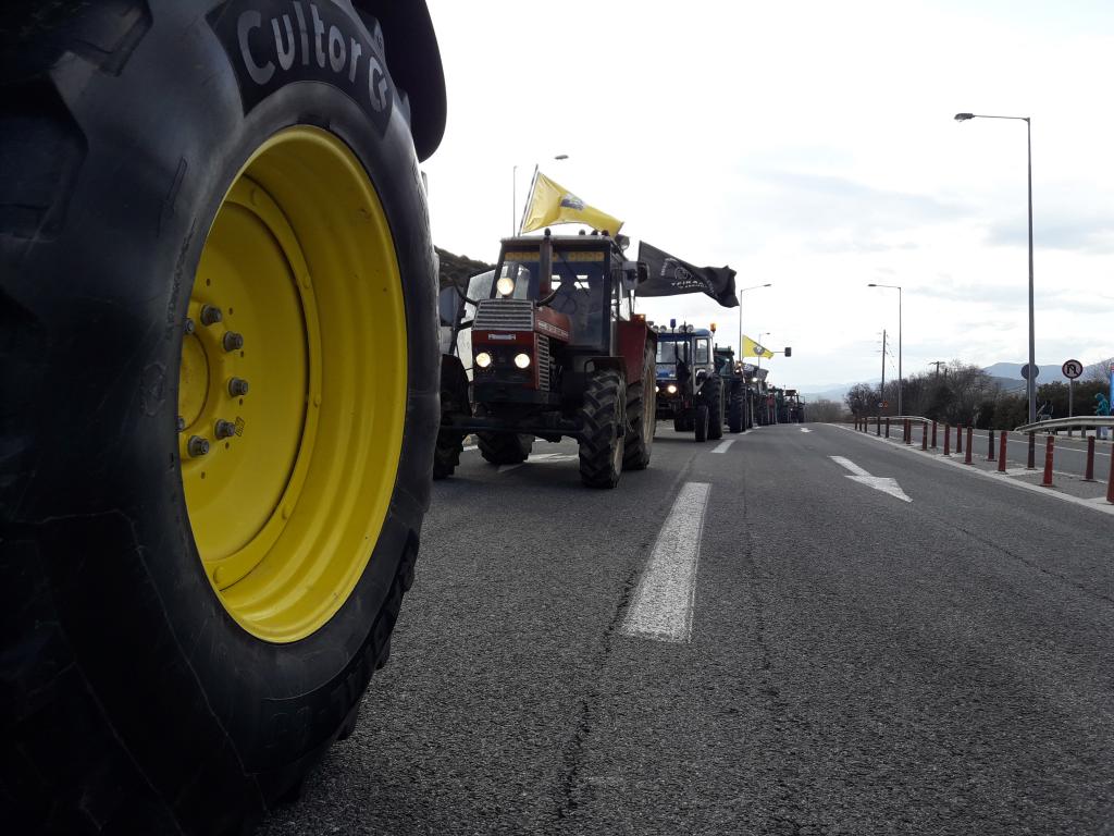 Σε γραμμή αφετηρίας οι αγρότες για κινητοποιήσεις