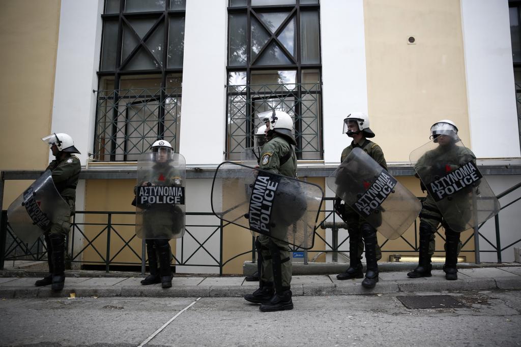 Τη λήψη μέτρων ασφαλείας στα Δικαστήρια ζητά ο ΔΣΑ