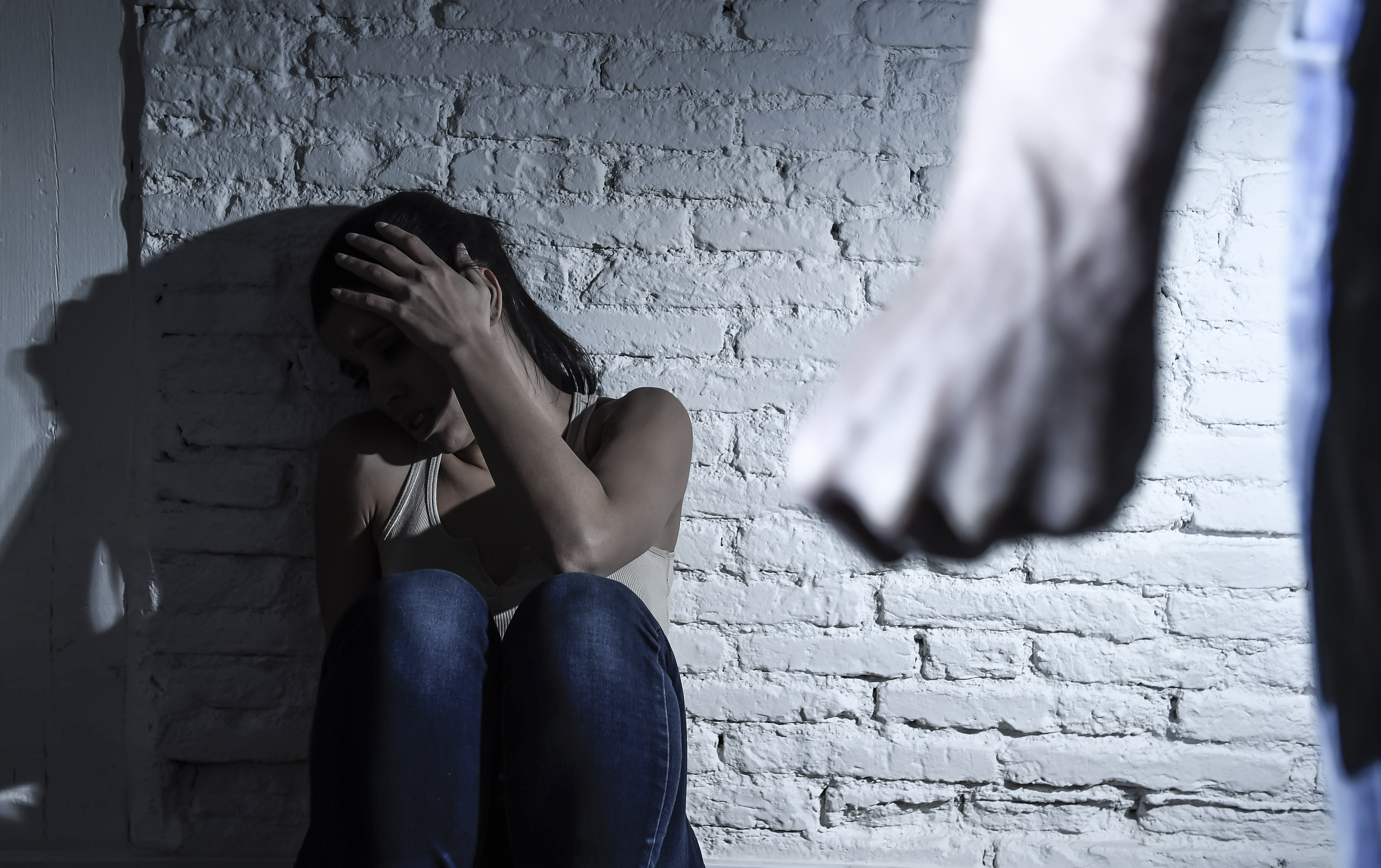 Ενδοοικογενειακή βία: 13.700 περιστατικά από το 2014 - ΤΑ ΝΕΑ