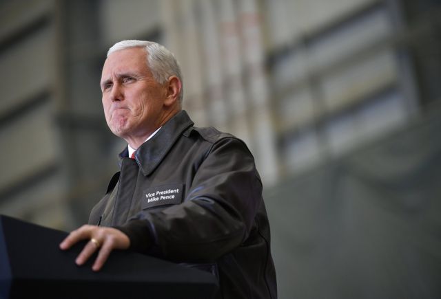 ΗΠΑ: Ψεύδος η αναβολή της επίσκεψης Πενς στη Μ. Ανατολή