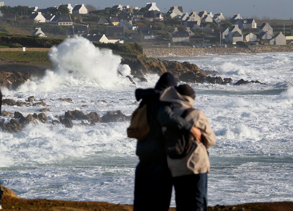 Ενας νεκρός από ισχυρή καταιγίδα στην Γαλλία