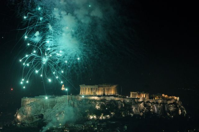 Τι φέρνει το 2018 για κυβέρνηση και κόμματα