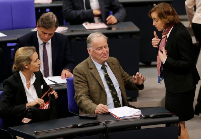 Το διαδικτυακό μπλόκο διχάζει τη Γερμανία