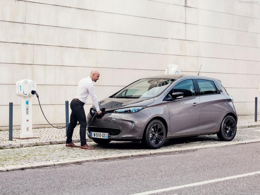 Renault: Πρώτη σε πωλήσεις στα ηλεκτρικά ΙΧ