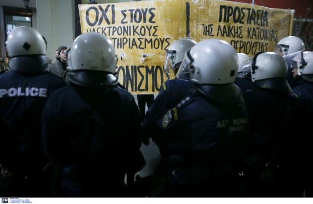 Οι γιορτές φεύγουν, οι πλειστηριασμοί επιστρέφουν