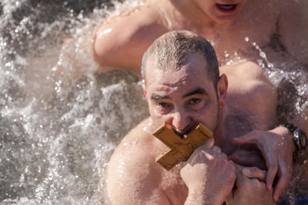 Θεσσαλονίκη: 28χρονος αστυνομικός έπιασε τον Σταυρό