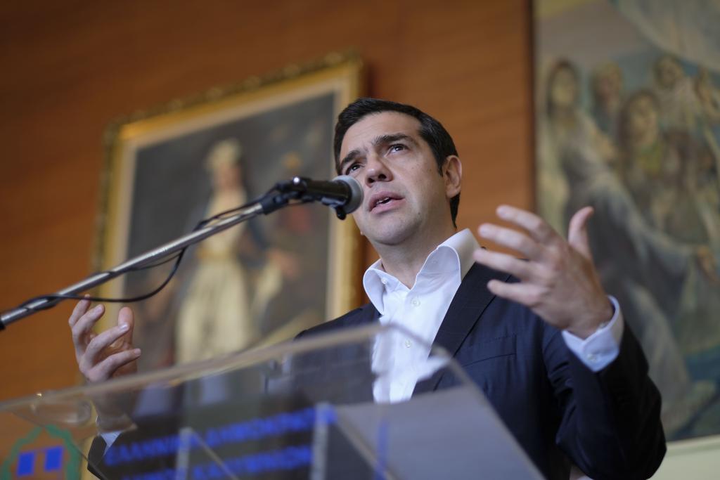 Επιδότηση εισητηρίων και φθηνά καύσιμα υποσχέθηκε ο Τσίπρας