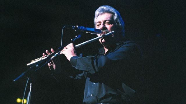 Πέθανε στα 76 του ο Ρέι Τόμας των Moody Blues