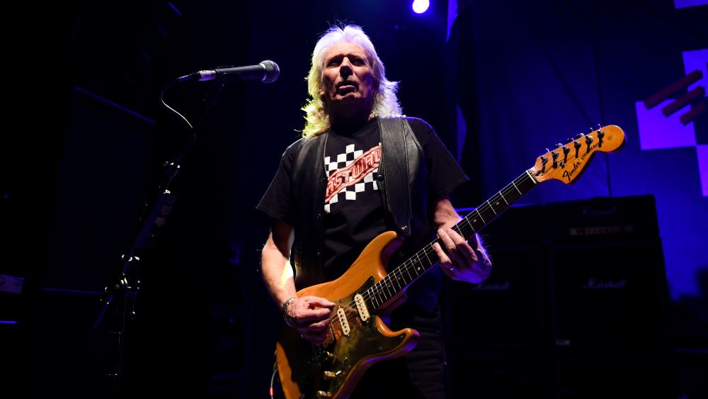 Πέθανε και ο κιθαρίστας των Motorhead, Εντι Κλαρκ