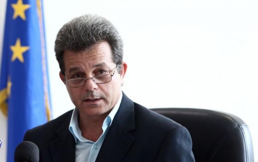 Συναδινός σε Ζουράρι: «Σεβασμός σε φιλάθλους και ομάδες»