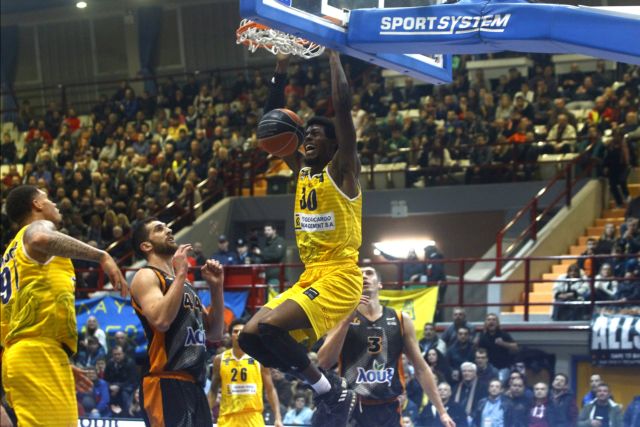 Ο χορός στο Λαύριο με τους… Γουόριορς