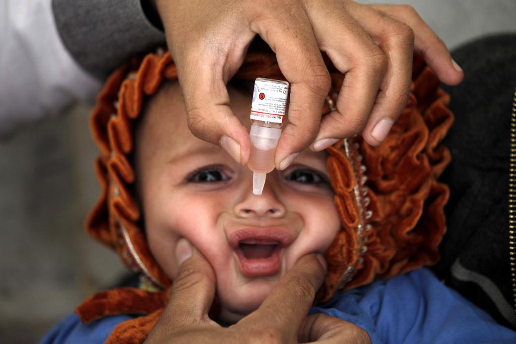 Σκότωσαν γιατρούς που εμβολίαζαν παιδιά κατά της πολιομυελίτιδας