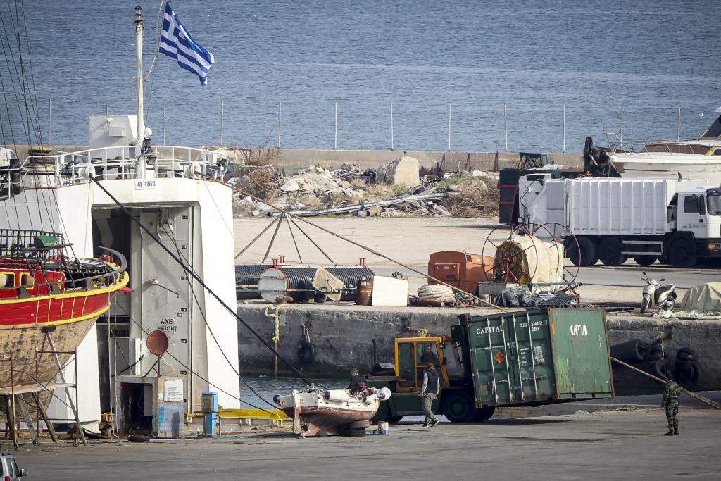 Στο λιμάνι της Θεσσαλονίκης οι 410 τόνοι εκρηκτικών του «ANDROMEDA»