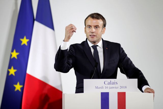 Μακρόν στο Καλαί: Δεν θα επιτρέψουμε να ξαναγίνει ζούγκλα