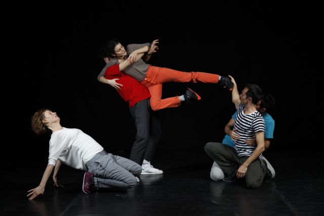 «Η τέχνη χάνει έδαφος στην Ευρώπη των άκρων»