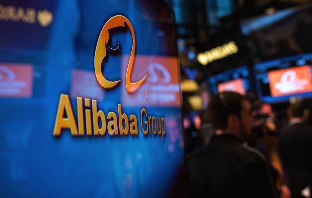 Η Alibaba έβγαλε εκτός 240.000 εταιρείες με προϊόντα «μαϊμού»