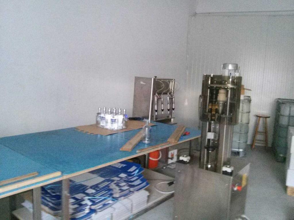 Λαθραίο καπνό για ναργιλέ και «μπόμπες» κατέσχεσε το ΣΔΟΕ