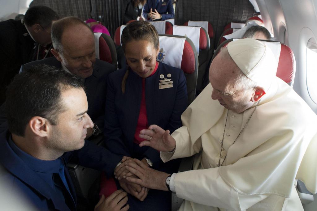 Γάμος στον αέρα από τον πάπα Φραγκίσκο