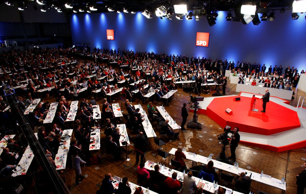 Ναι σε διαπραγματεύσεις για τον «μεγάλο» συνασπισμό από το SPD