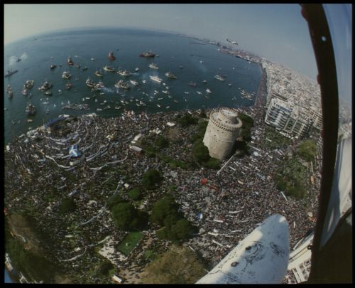 Με «δεμένα χέρια» πάει ο Τσίπρας στο Νταβός