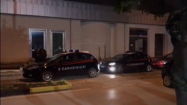 Σκότωσε τη σύζυγο, πυροβόλησε γείτονες και αυτοκτόνησε