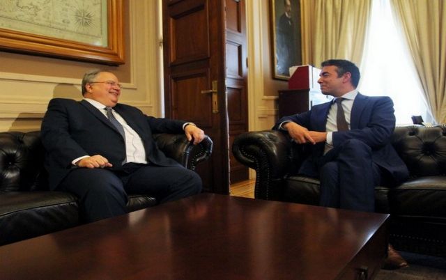 Με Κοτζιά και Ντιμιτρόφ πλέον η διαπραγμάτευση