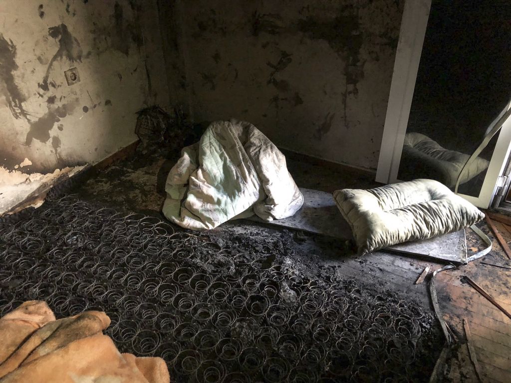 Διασωληνωμένο το βρέφος που σώθηκε από τη φωτιά