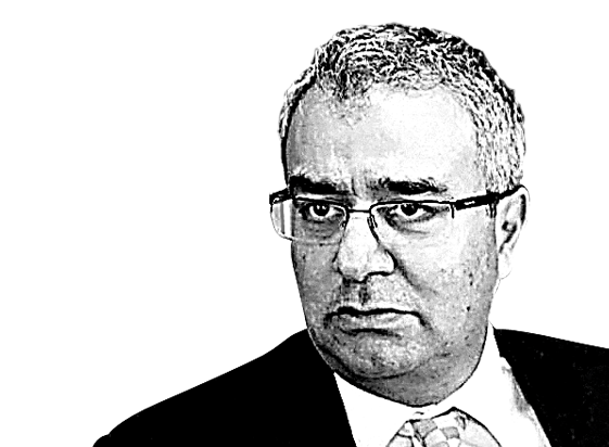 Αν άκουγα τους πολιτικούς, θα είχαμε βγει από το ευρώ