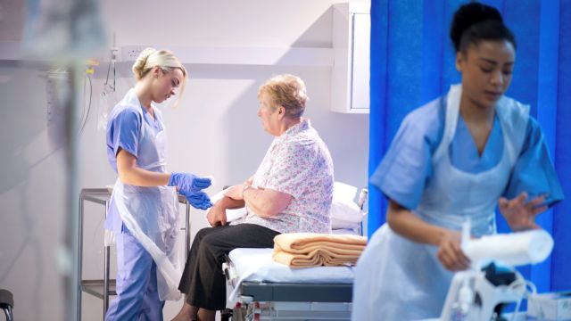 Επιστημονικά στελέχη και εργατικό δυναμικό μόνιμης απασχόλησης