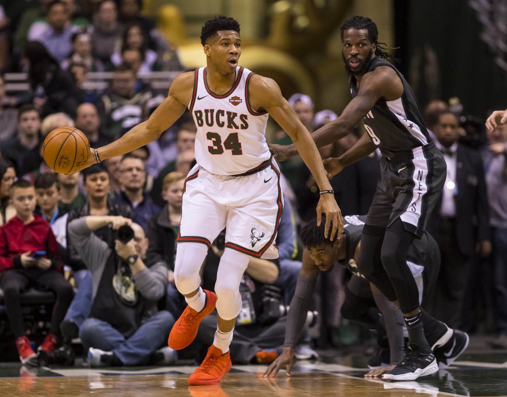 Σούπερ εμφάνιση από τον Αντετοκούνμπο