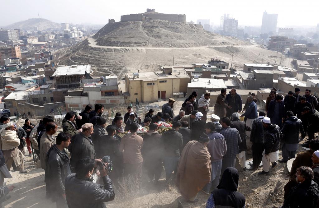 Σε συναγερμό η Καμπούλ – 103 νεκροί και 235 τραυματίες