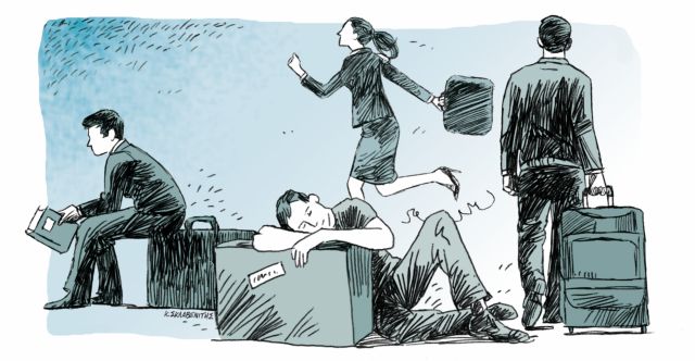 Ελληνική Παιδεία: Εκπαιδευτικοί κοιμούνται στα αυτοκίνητά τους