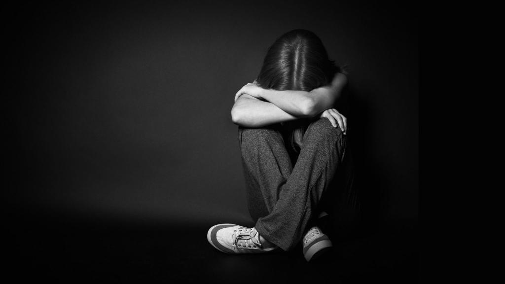 Πιο πιθανό να κάνει έκτρωση μια έφηβη αν και η μητέρα της έχει κάνει