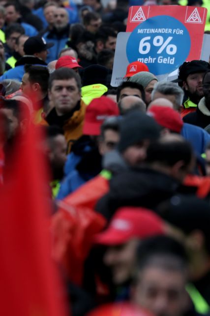 Απεργίες γερμανών εργατών που ζητούν αυξήσεις έως και 8%