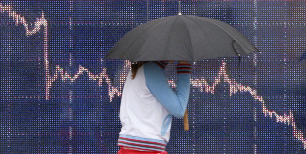 «Πάγωσε» η Αθήνα από το κραχ στις διεθνείς χρηματαγορές